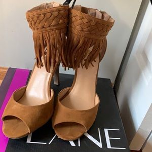 Tan heels